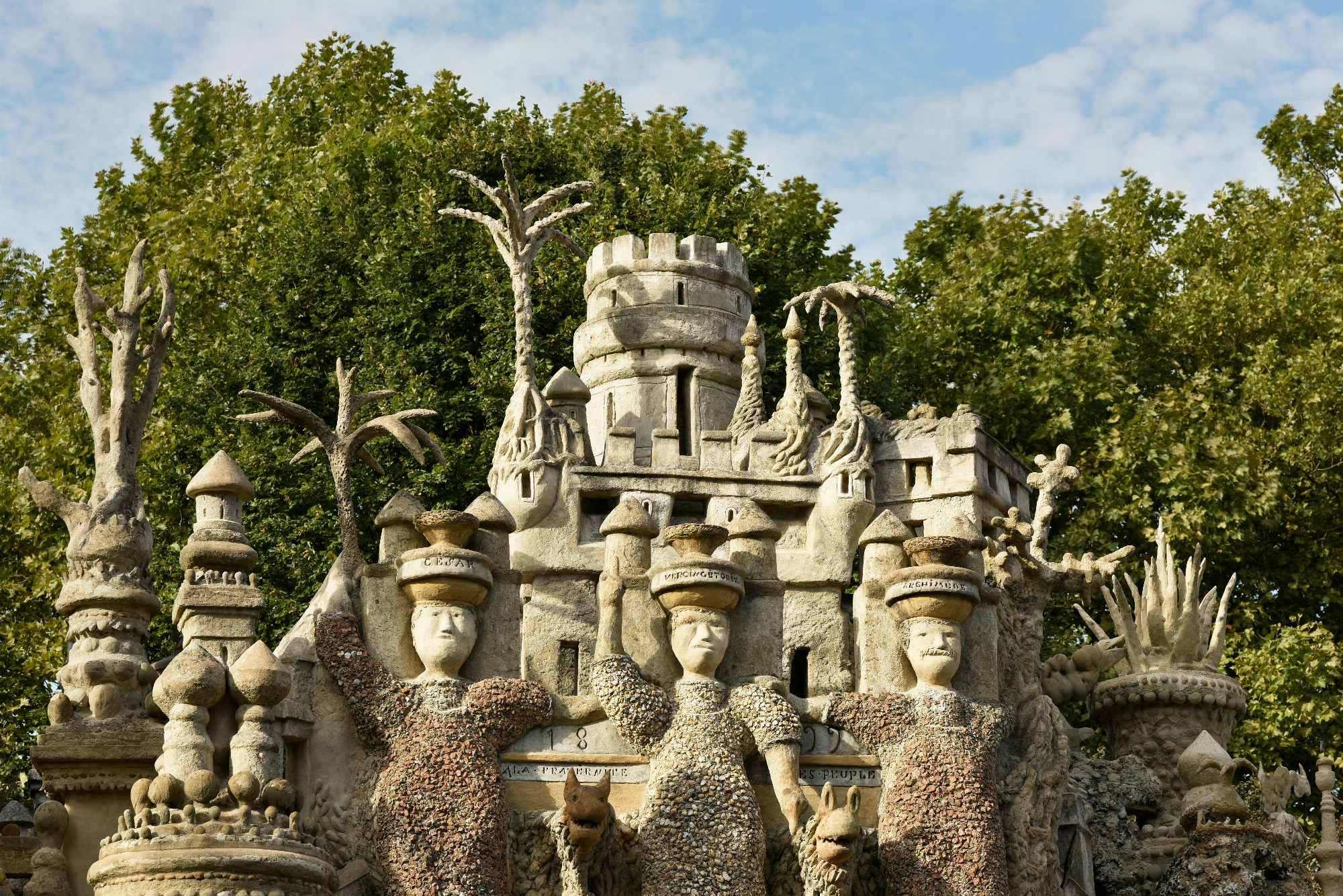 Palais idéal du facteur Cheval Site et monument historique à