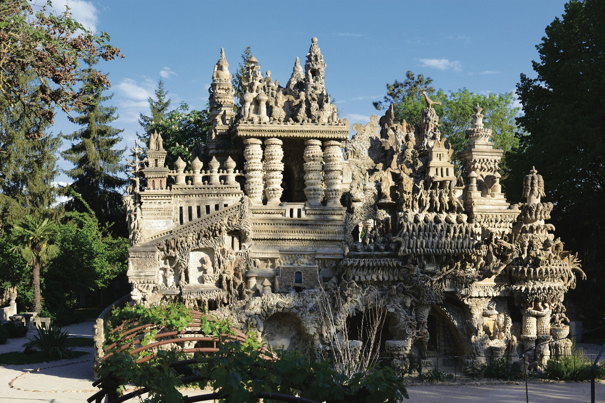 Palais idéal du facteur Cheval Site et monument historique à