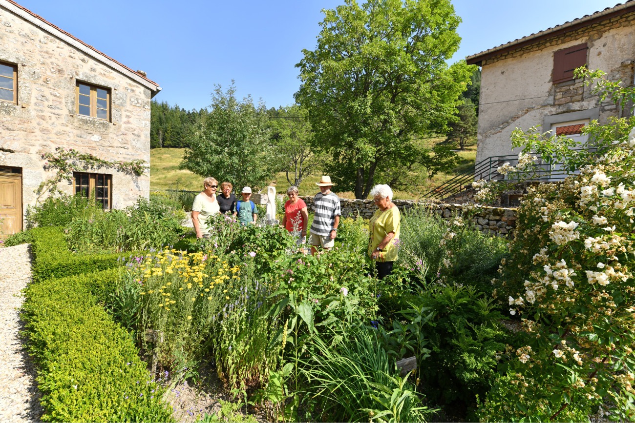 Clavas abbaye et jardin