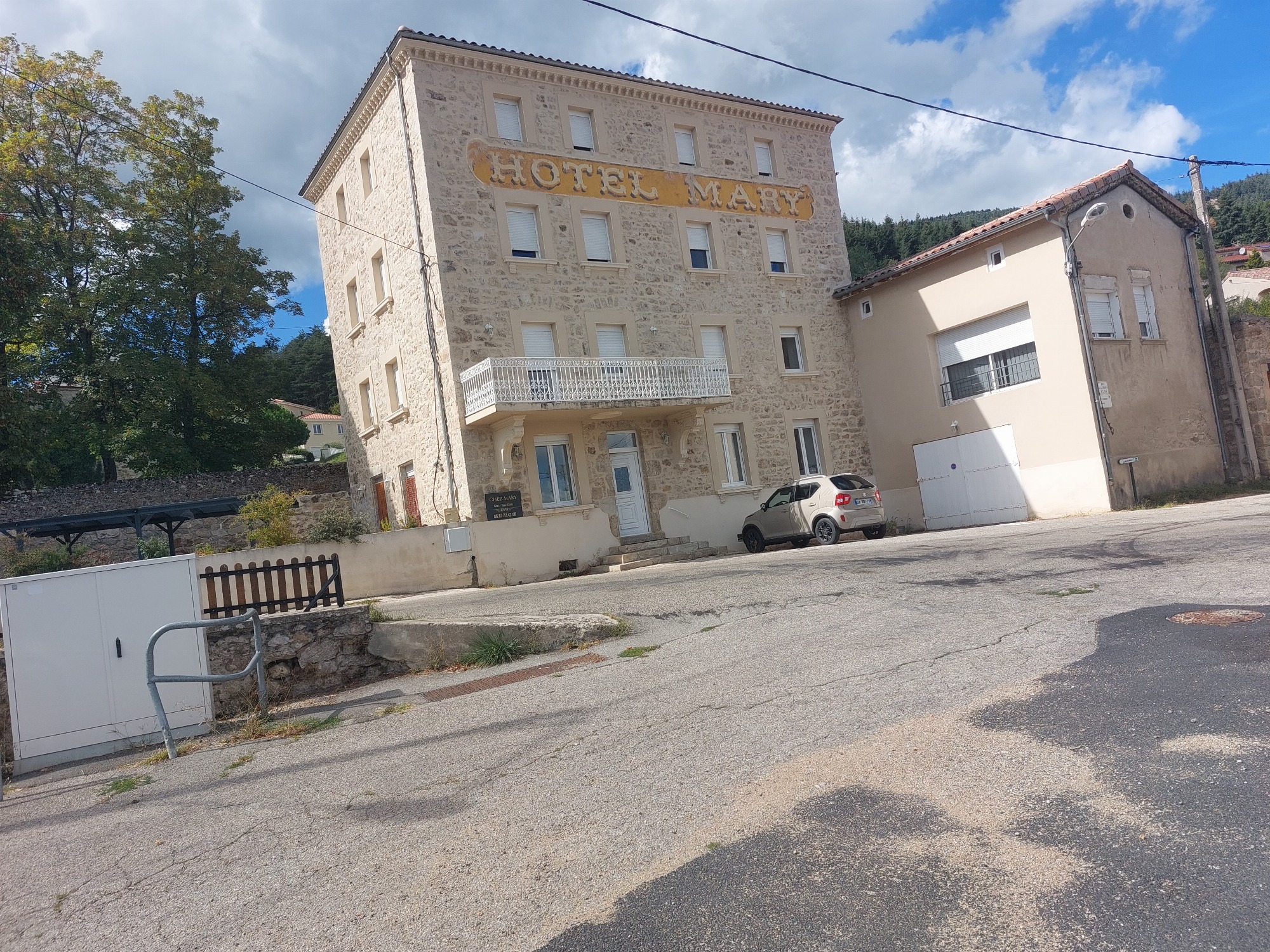 CHEZMARY au cœur de l'Ardèche verte